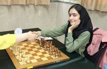 درخشش (سرکار خانم ملیکا محمدی الموتی)دانش اموز پایه دهم ریاضی دبیرستان غیر دولتی دانش پژوهان دوره دوم ناحیه 2استان قزوین در مسابقات شطرنج با کسب رتبه اول در ایرانم و چهاردهم جهان و دریافت نشان استاد بزرگ شطرنج دنیا